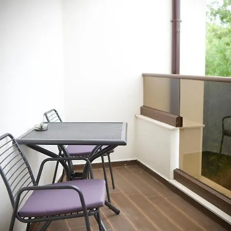 Hotel Downtown Hotel And B&B Burgas City