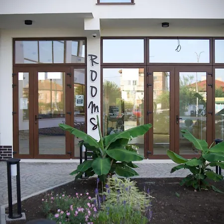 Downtown Hotel And B&B * Burgas City