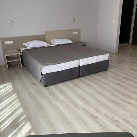 Downtown Hotel And B&B Burgas City